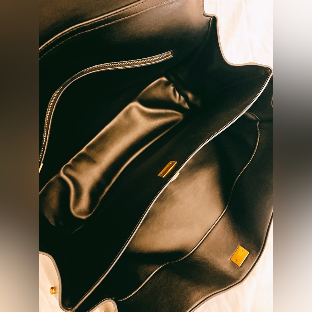 Black Leather Satchel/Top Handle Bag - Picture 6 of 14